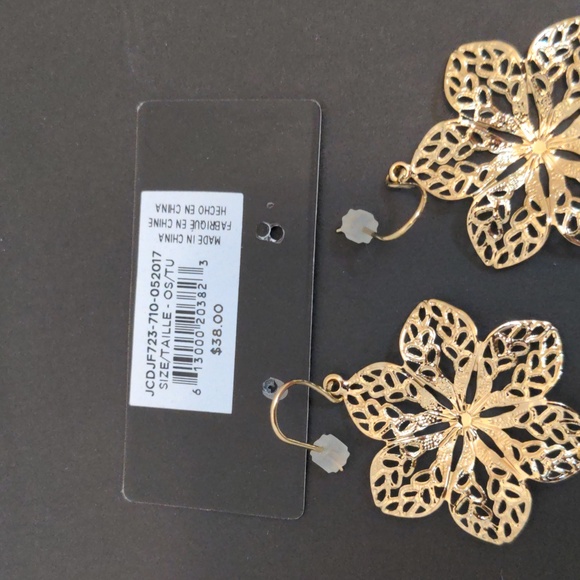 BCBG gold-colored Filagree drop earrings - Picture 2 of 3